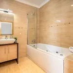 Host Wise Villa Portimão