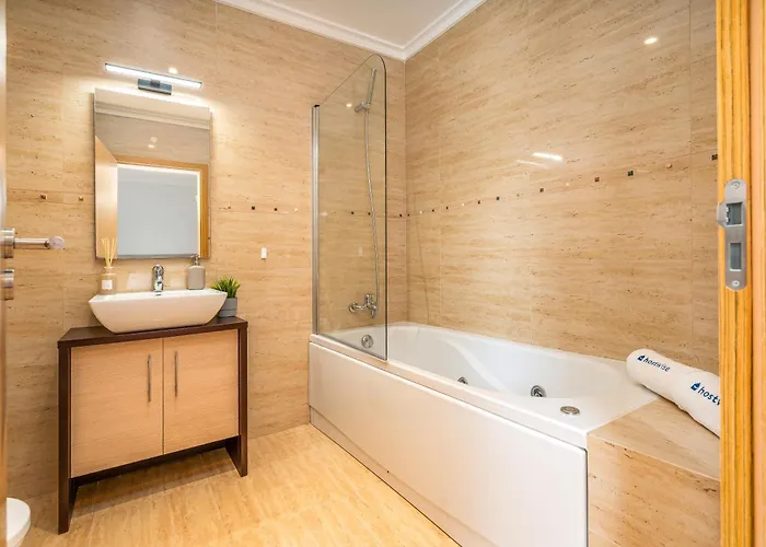 Host Wise Villa Portimão