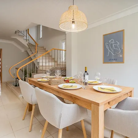 Вилла Host Wise